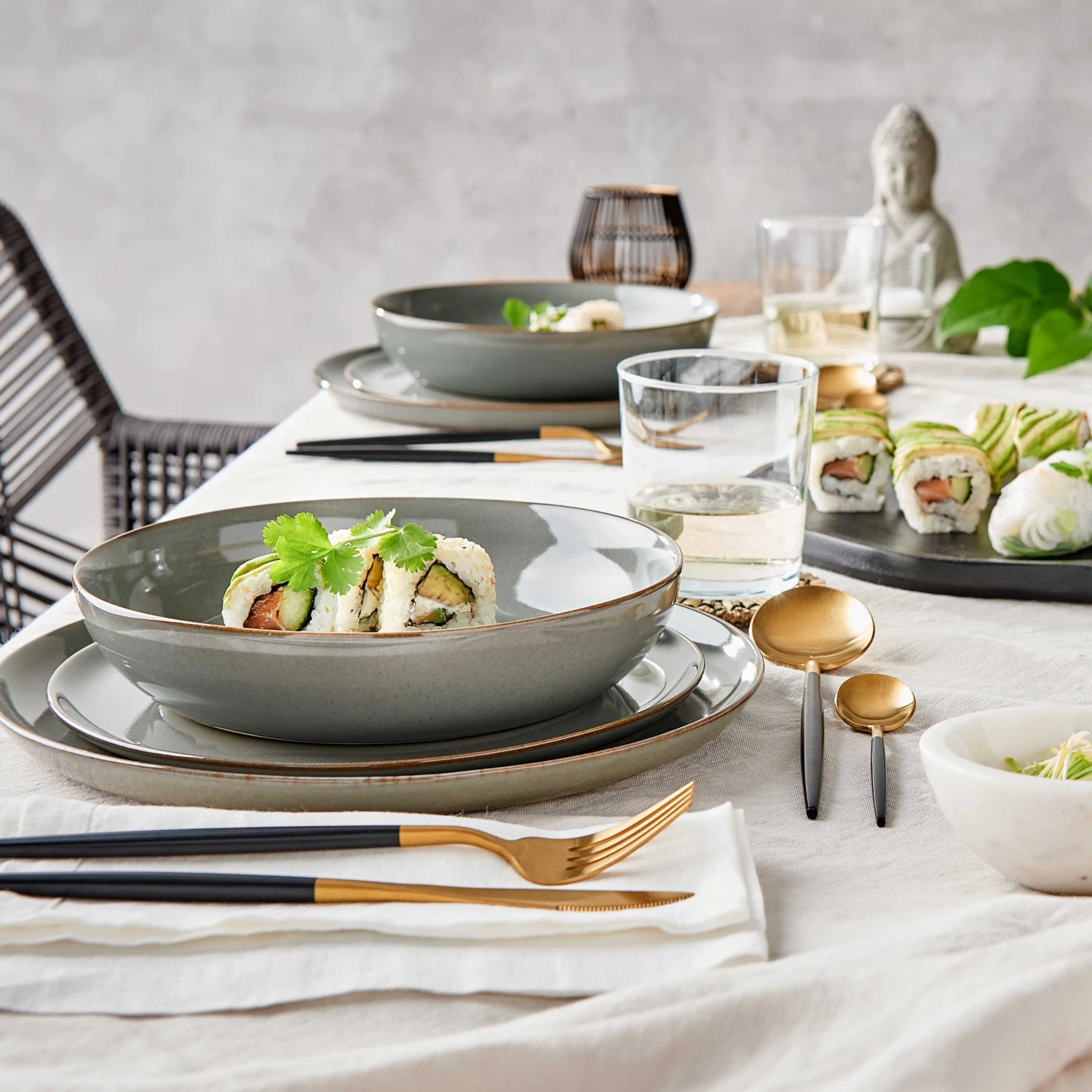 Besteck-Set 16-tlg. Matt STILETTO In Gold-Schwarz 5 Besteck-Set 16-tlg. Matt STILETTO In Gold-Schwarz – Bild 5