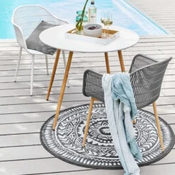 In- & Outdoor-Teppich Ø118cm COLOUR CLASH In Schwarz-Weiß -Butlers butlers in and outdoor teppich o118cm colour clash in schwarz weiss 13