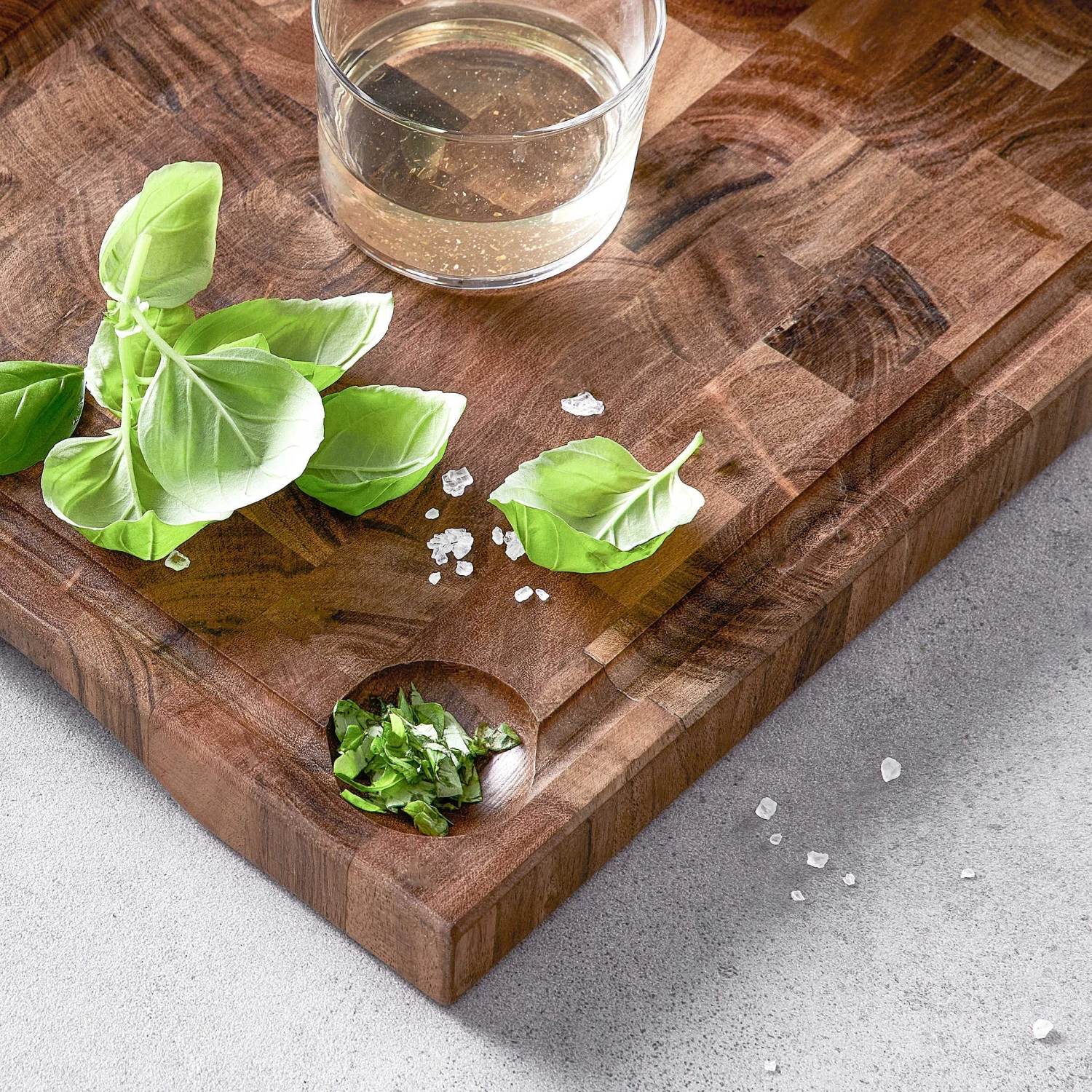 Schneidebrett Mit Saftrille Und Intarsien L 50 X B 27cm ACACIA In Braun 11 Schneidebrett Mit Saftrille Und Intarsien L 50 X B 27cm ACACIA In Braun – Bild 11